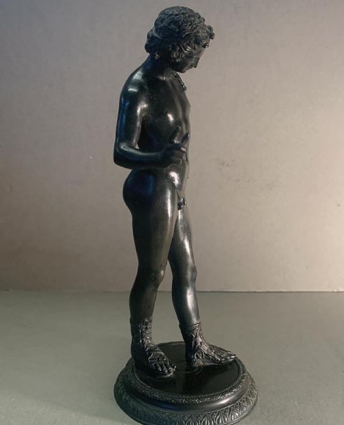 A GRAND TOUR BRONZE OF NARCISSUS - ADDITIONAL PHOTO 2
