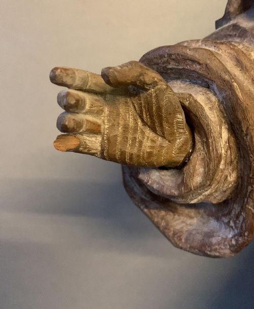AN ANTIQUE CARVING OF MADONNA AND CHILD - ADDITIONAL PHOTO 6