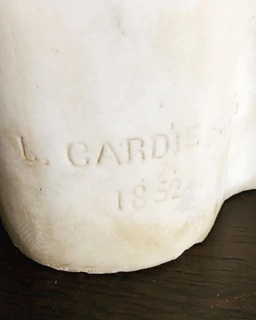 ANTIQUE BUST OF A GENTLEMAN - ADDITIONAL PHOTO 4