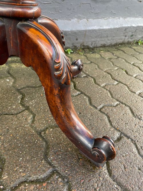 AN ANTIQUE FOLIO STAND - ADDITIONAL PHOTO 3