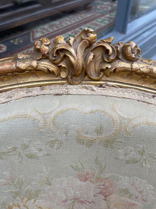 AN ANTIQUE PAIR OF GILTWOOD ELBOW CHAIRS - ADDITIONAL PHOTO 9