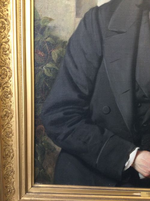 AN ANTIQUE PORTRAIT OF A GENTLEMAN - ADDITIONAL PHOTO 6