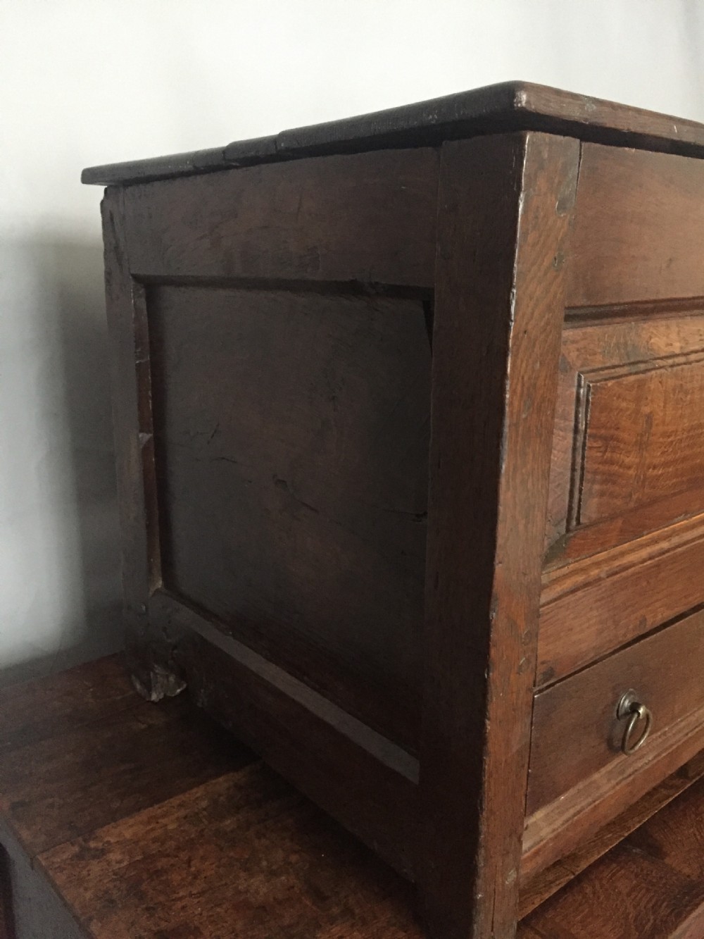 A wonderful 18thC oak Welsh Coffer bach View IV