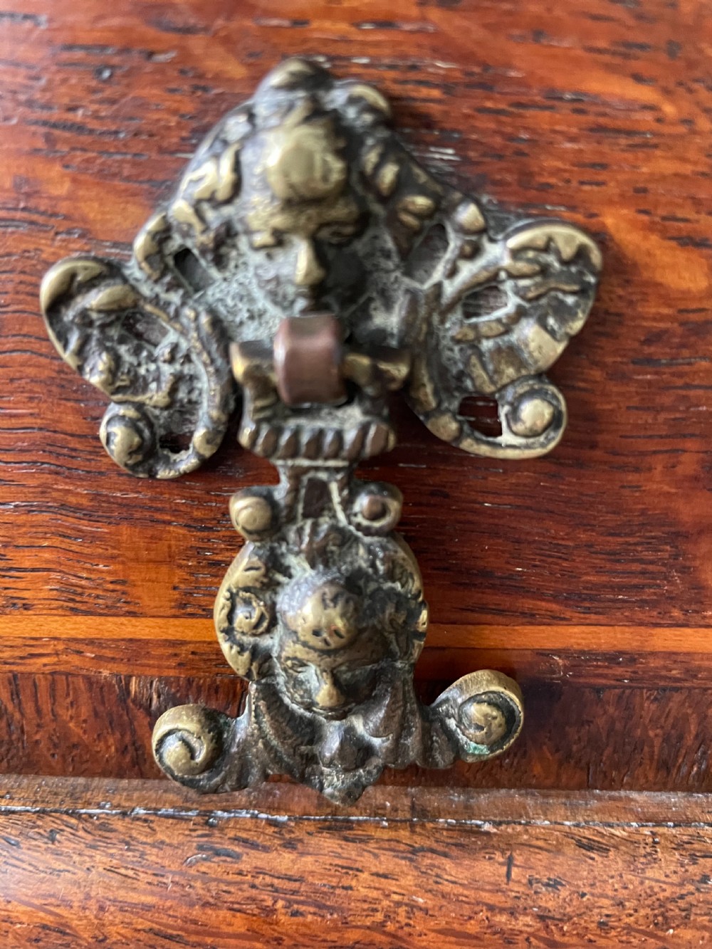 A William and Mary oak chest of drawers View V