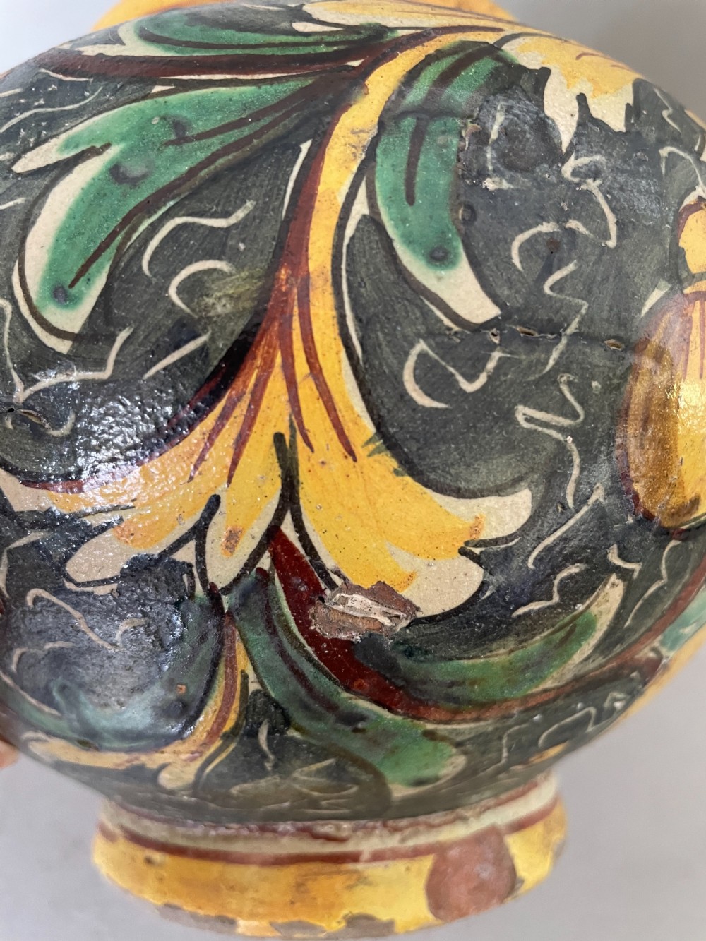 A 17thC Italian Majolica Vase View V