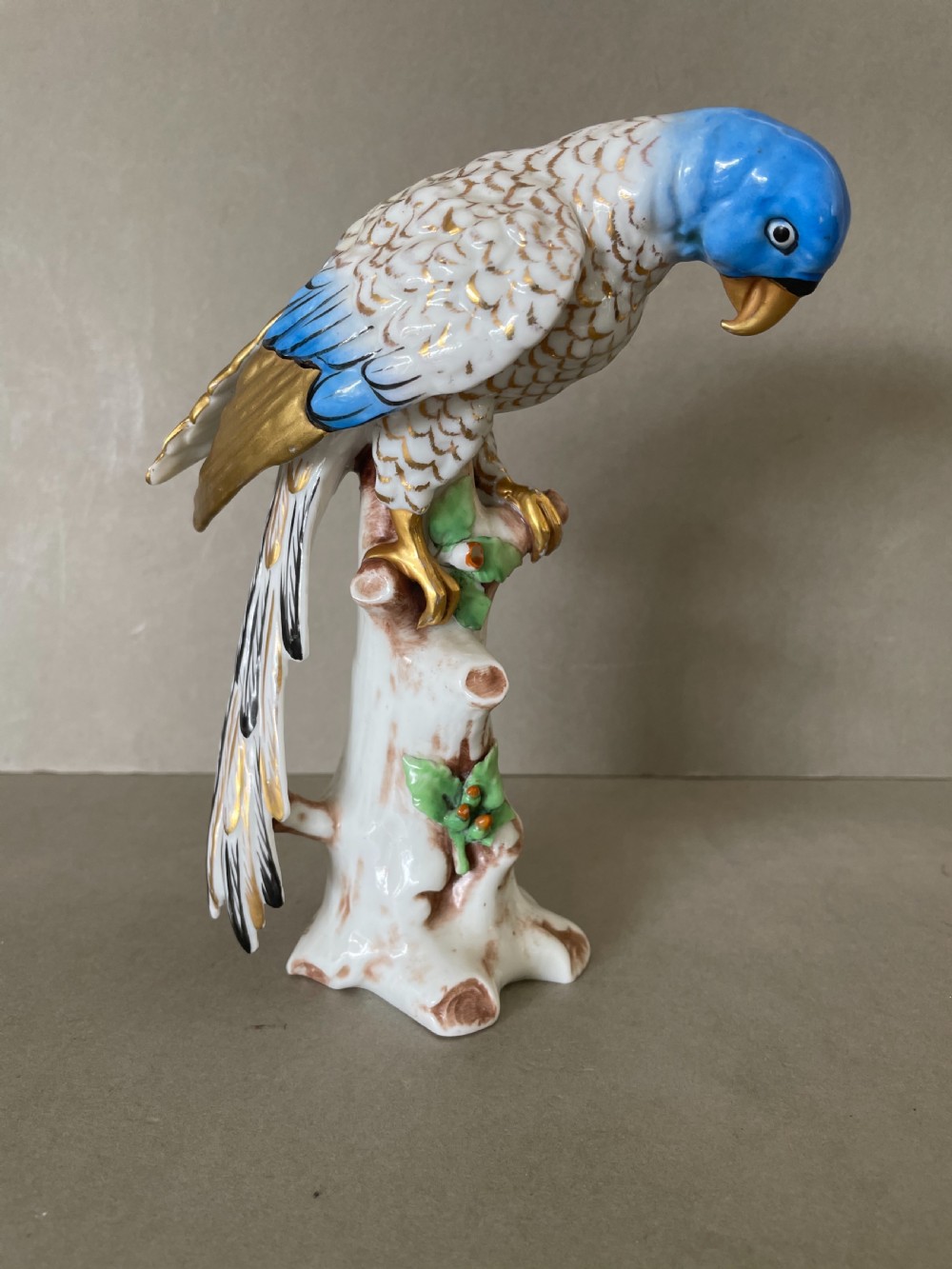 A19thC continental porcelain parrot