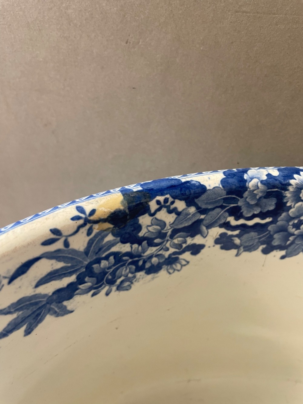 An antique spode footbath View VII