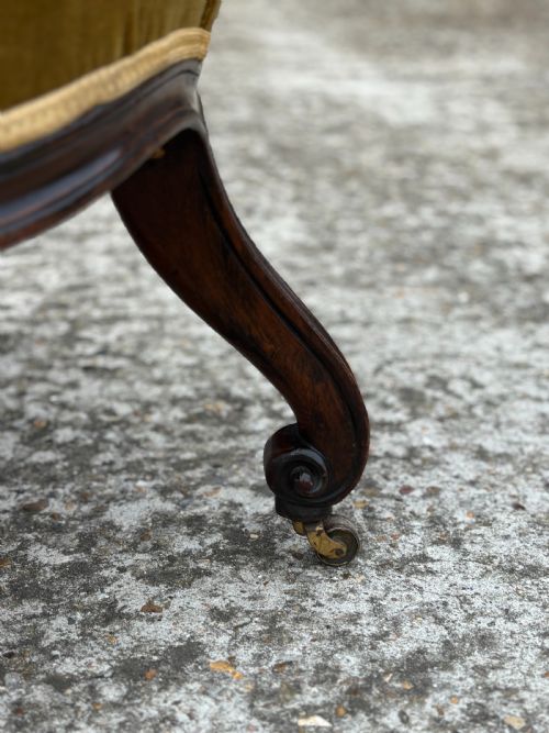 19TH CENTURY VICTORIAN PERIOD CARVED MAHOGANY ARMCHAIR - ADDITIONAL PHOTO 8