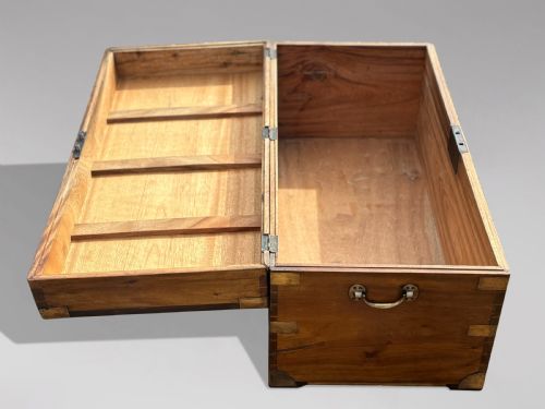 19TH CENTURY CAMPHOR WOOD CAMPAIGN TRUNK - ADDITIONAL PHOTO 3