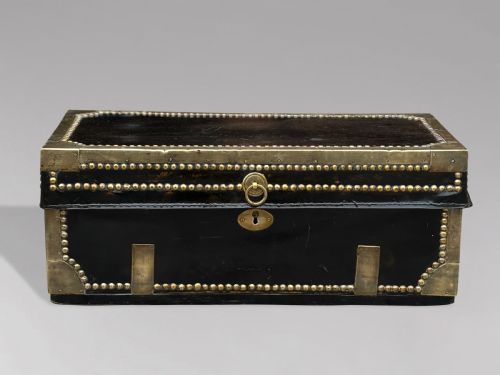 19TH CENTURY LEATHER BRASSBOUND COACHING TRUNK - ADDITIONAL PHOTO 1