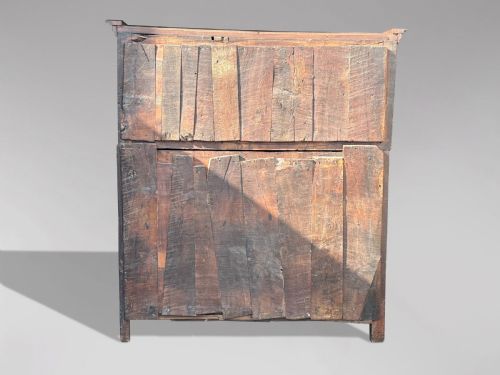 18TH CENTURY ENGLISH ELM COURT CUPBOARD C1757 - ADDITIONAL PHOTO 6