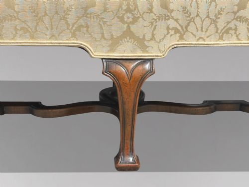 EDWARDIAN PERIOD QUEEN ANNE STYLE CARVED WALNUT SETTEE - ADDITIONAL PHOTO 3