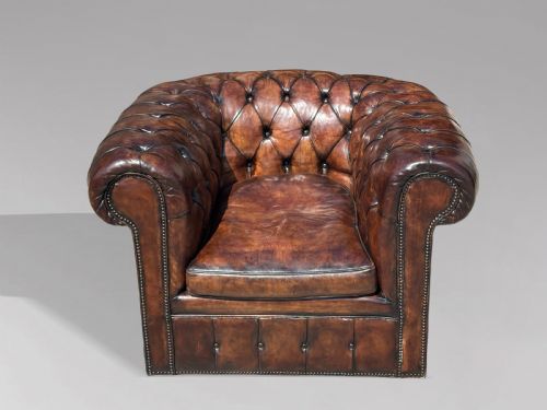 ANTIQUE BROWN LEATHER CHESTERFIELD ARMCHAIR C1910 - ADDITIONAL PHOTO 2