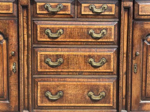 19TH CENTURY GEORGIAN OAK BURR ELM MARQUETRY DRESSER BASE C1820 - ADDITIONAL PHOTO 12