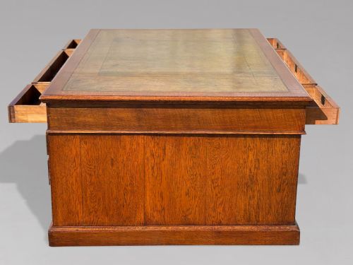 LARGE 19TH CENTURY OAK PEDESTAL PARTNERS DESK C1880 - ADDITIONAL PHOTO 7