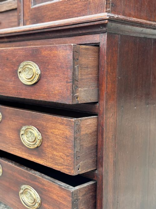 18TH CENTURY GEORGE III SMALL OAK HOUSEKEEPERS CUPBOARD C1770 - ADDITIONAL PHOTO 9
