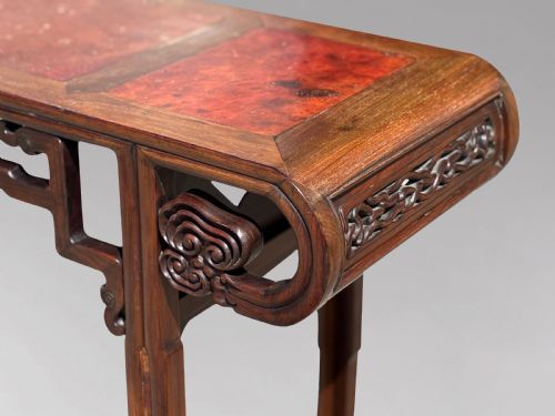 19TH CENTURY CHINESE HONGMU AMBOYNA ALTAR TABLE C1890 - ADDITIONAL PHOTO 4