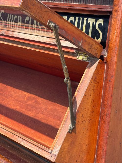 19TH CENTURY MAHOGANY MACKENZIE'S BISCUITS DISPLAY CABINET C1880 - ADDITIONAL PHOTO 7