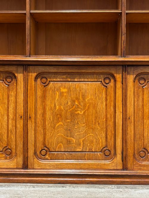 19TH CENTURY FRENCH TALL OAK OPEN BOOKCASE C1850 - ADDITIONAL PHOTO 4