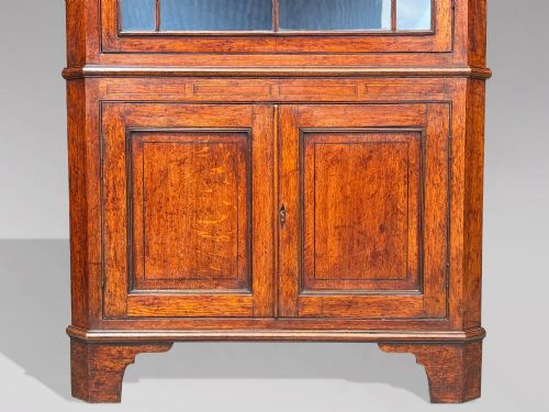 18TH CENTURY GEORGE III PERIOD OAK CORNER CUPBOARD C1780 - ADDITIONAL PHOTO 2