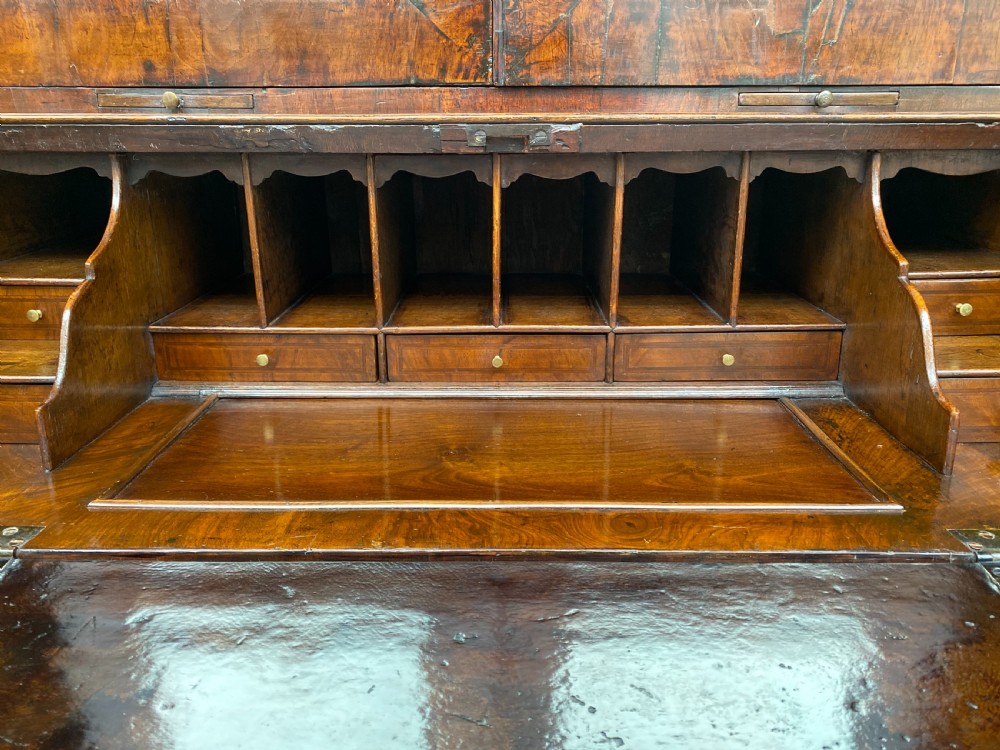 18TH CENTURY GEORGE I PERIOD WALNUT BUREAU BOOKCASE View VII