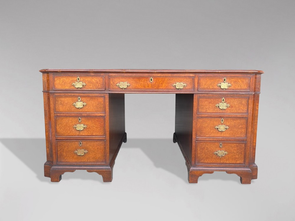 19TH CENTURY GEORGIAN PERIOD WALNUT PARTNERS DESK View II