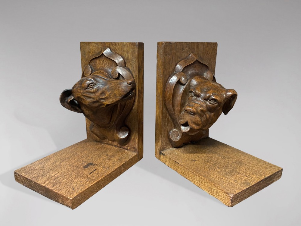 20TH CENTURY PAIR OF OAK ANIMALIER BOOKENDS