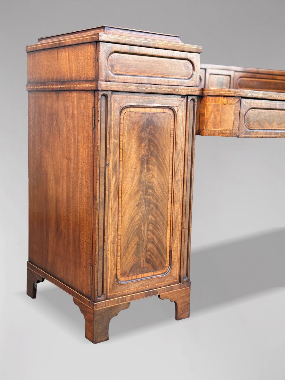 18TH CENTURY GEORGE III PERIOD MAHOGANY PEDESTAL SIDEBOARD View IX