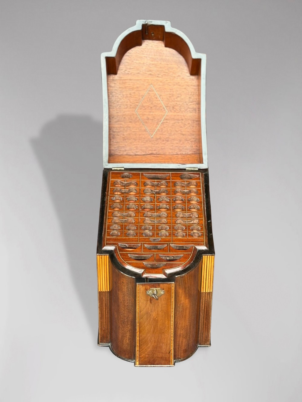 18TH CENTURY GEORGE III PERIOD MAHOGANY KNIFE BOX View III