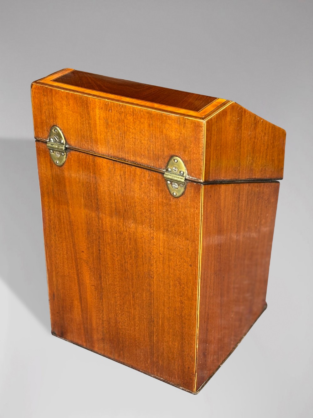 18TH CENTURY GEORGE III PERIOD MAHOGANY KNIFE BOX View V