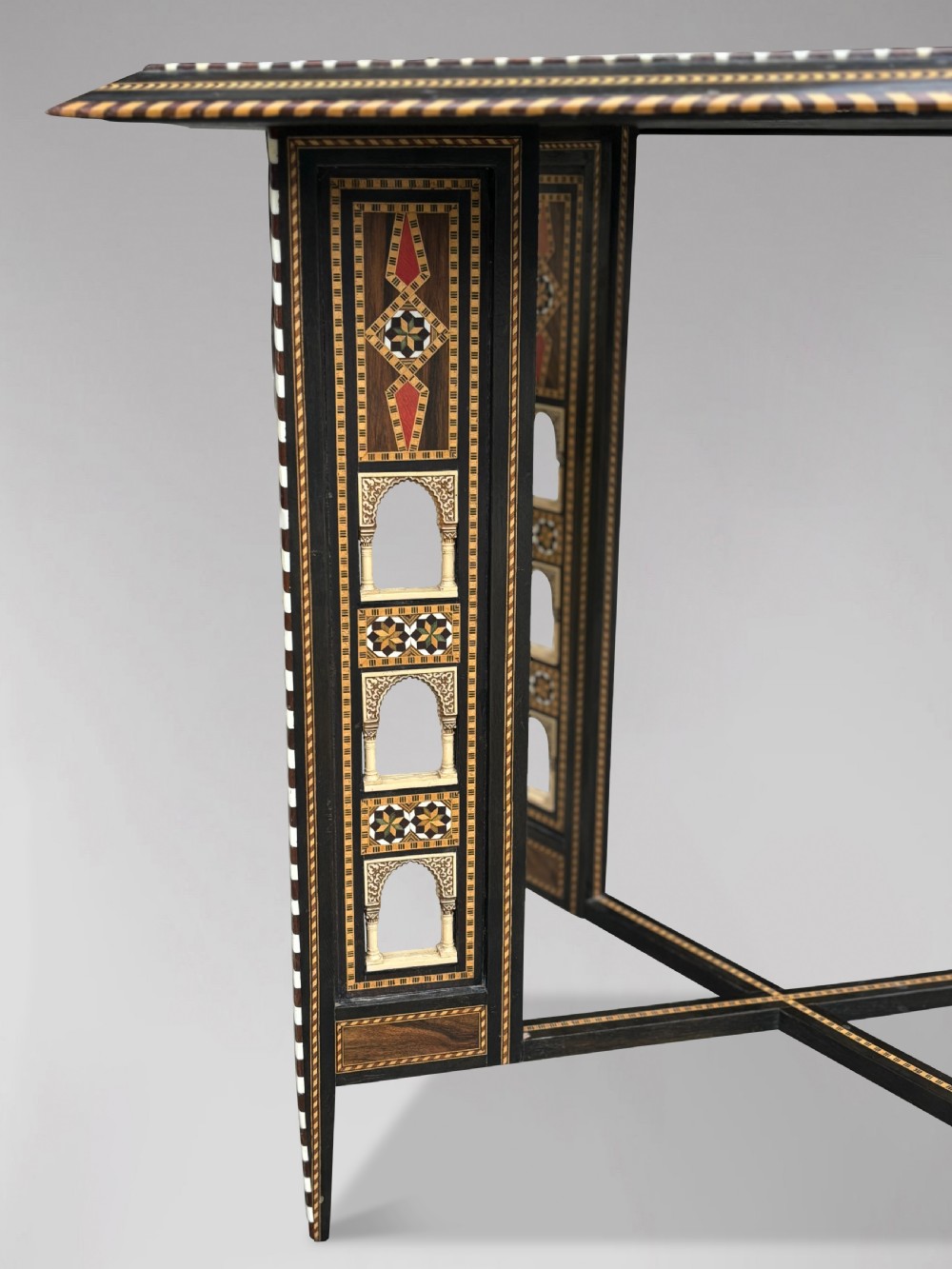 20TH CENTURY SYRIAN MARQUETRY INLAY ROSEWOOD OCCASIONAL TABLE View VII
