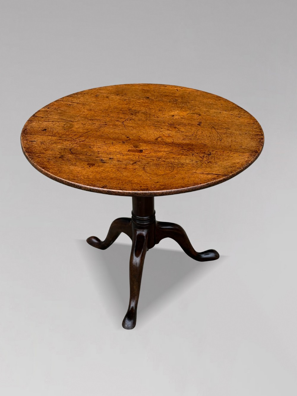 18TH CENTURY GEORGE III PERIOD TILT-TOP TRIPOD TABLE View V