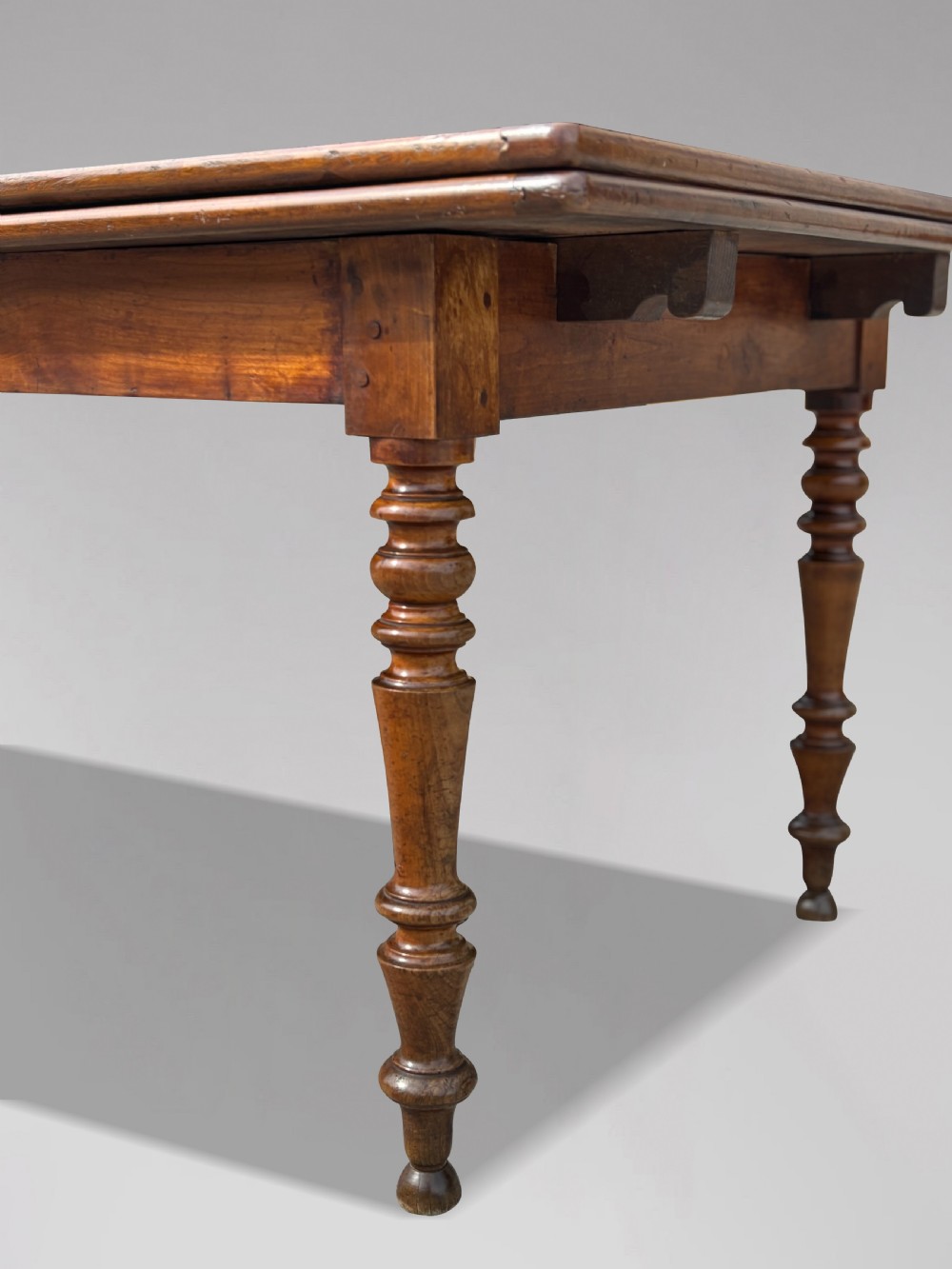 19TH CENTURY FRENCH FRUITWOOD FARMHOUSE DINING TABLE, C1860 View V
