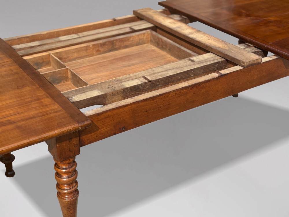 19TH CENTURY FRENCH FRUITWOOD FARMHOUSE DINING TABLE, C1860 View VII