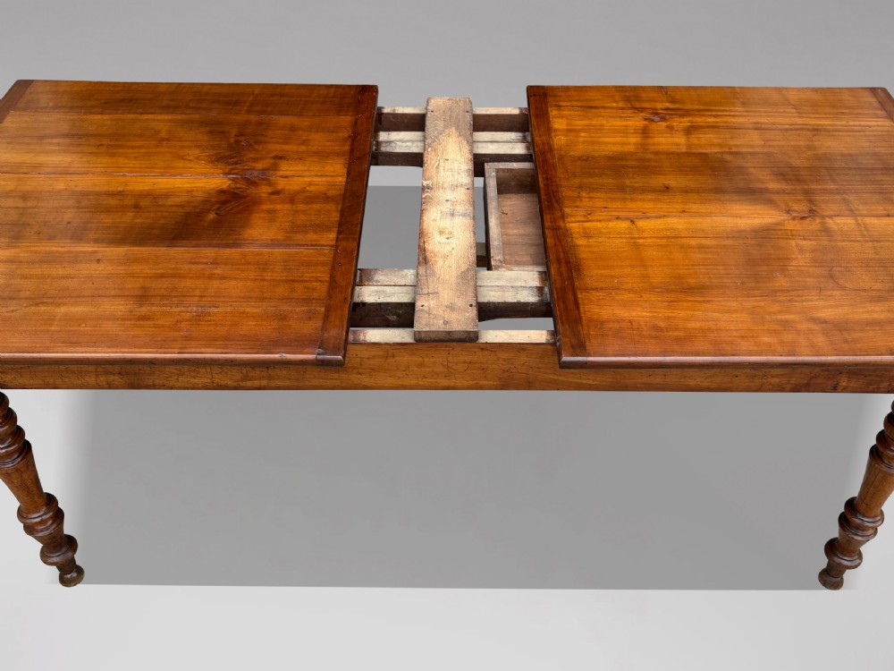 19TH CENTURY FRENCH FRUITWOOD FARMHOUSE DINING TABLE, C1860 View VIII