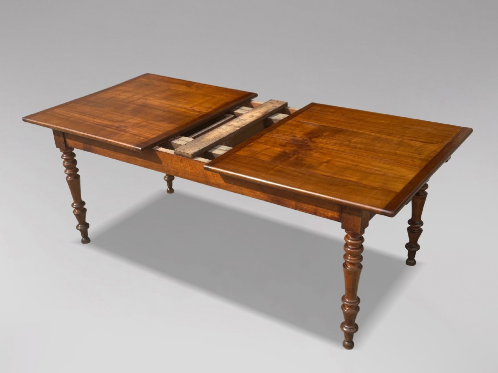 19TH CENTURY FRENCH FRUITWOOD FARMHOUSE DINING TABLE, C1860 View IX
