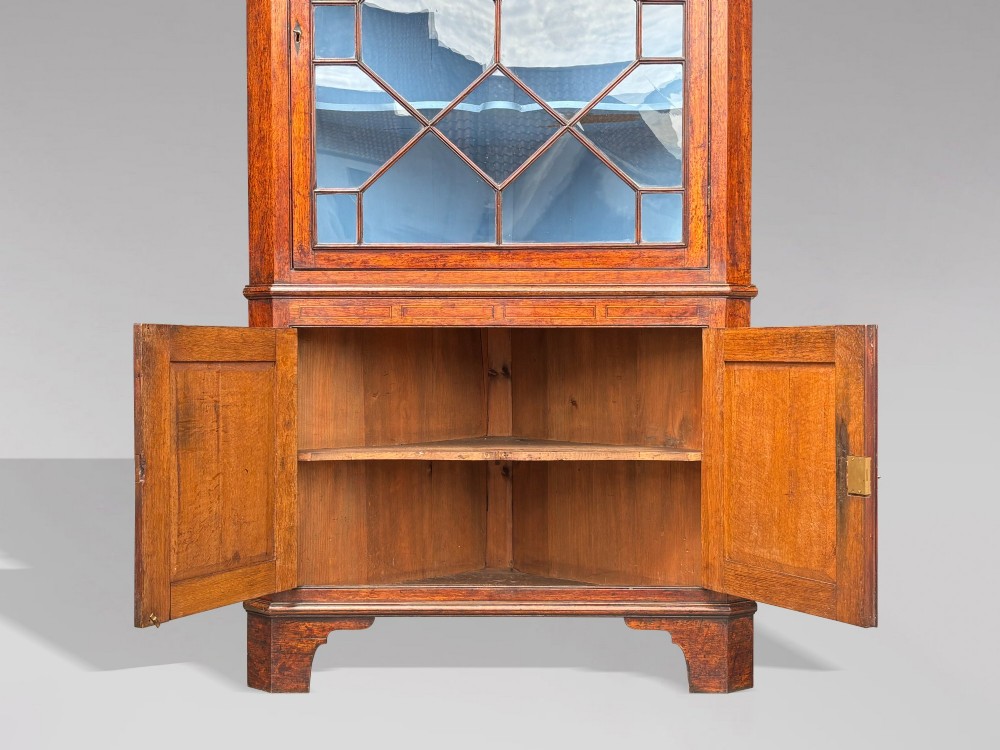 18TH CENTURY GEORGE III PERIOD OAK CORNER CUPBOARD, C1780 View VII