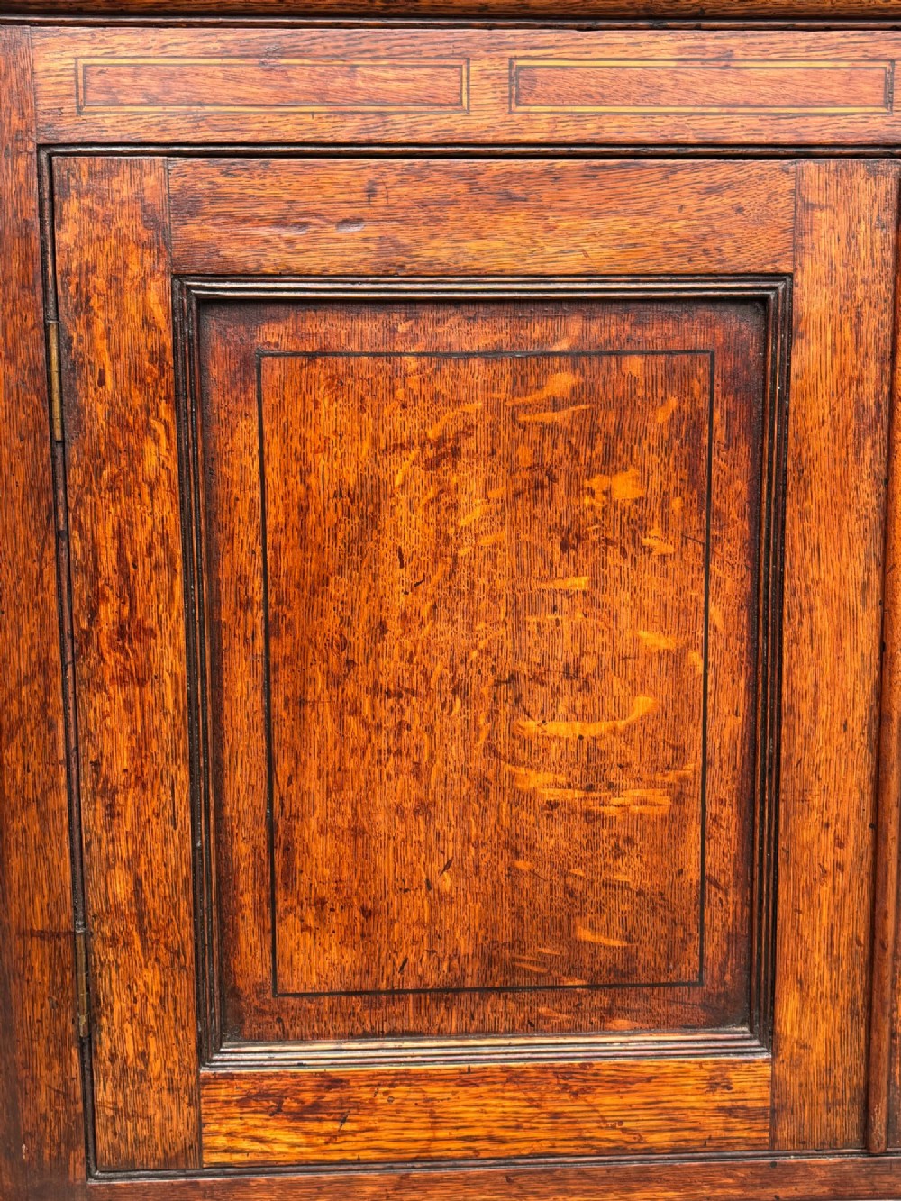 18TH CENTURY GEORGE III PERIOD OAK CORNER CUPBOARD, C1780 View VIII