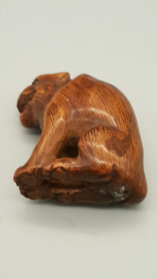 JAPANESE EDO 19THC BOXWOOD NETSUKE OF A TIGER WITH INLAID EYES - ADDITIONAL PHOTO 4