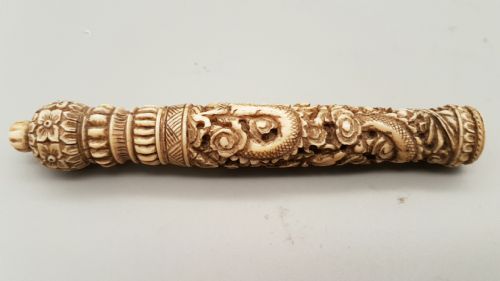 BEAUTIFUL ANTIQUE CHINESE IVORY NEEDLE CASE WITH SUPERB DECORATION - ADDITIONAL PHOTO 2