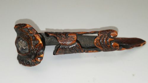 UNUSUAL JAPANESE STAG ANTLER SASHI NETSUKE DEPICTING FUNGUS - ADDITIONAL PHOTO 3