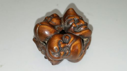 NICE 19THC MEIJI JAPANESE BOXWOOD NETSUKE OF SIX NOH THEATRE MASKS - ADDITIONAL PHOTO 5