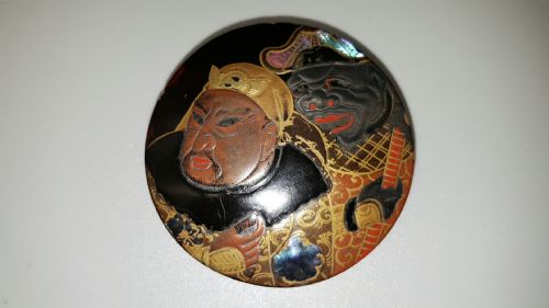 rare japanese meiji lacquer manju netsuke depicting warlords benkei and yoshitsune at gojo bridge - CATEGORY: ANTIQUE MISCELLANEOUS - DATED 19TH CENTURY