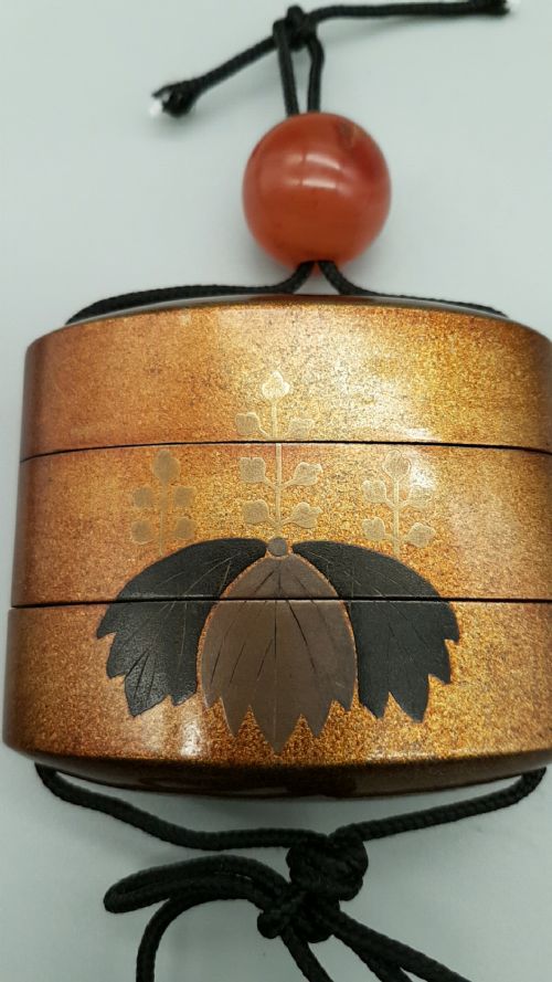 NICE JAPANESE MEIJI TWOCASE GOLD LACQUER INRO AGATE OJIME - ADDITIONAL PHOTO 3