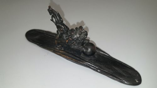 RARE JAPANESE MEIJI 19THC BRONZE PAPERWEIGHT DEPICTING A SHISHI BY SHUZAN HIDEYAMA - ADDITIONAL PHOTO 2
