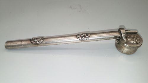ANTIQUE JAPANESE SILVERED BRONZE YATATE WITH DRAGON MON EMBLEM - ADDITIONAL PHOTO 1