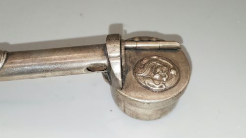 ANTIQUE JAPANESE SILVERED BRONZE YATATE WITH DRAGON MON EMBLEM - ADDITIONAL PHOTO 2
