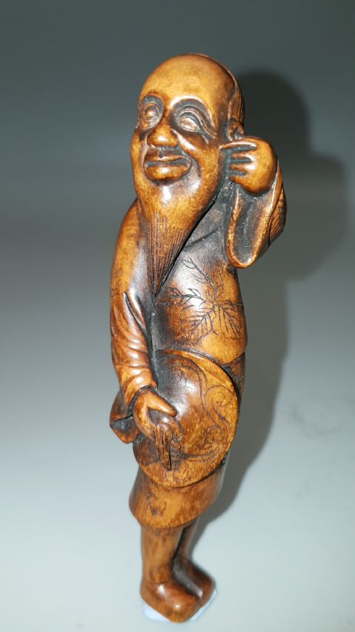 japanese boxwood sashi netsuke of an old man - CATEGORY: ANTIQUE MISCELLANEOUS - DATED 1910