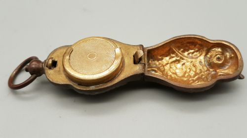 RARE ANTIQUE BRONZE SOVEREIGN CASE IN THE FORM OF AN OWL - ADDITIONAL PHOTO 4