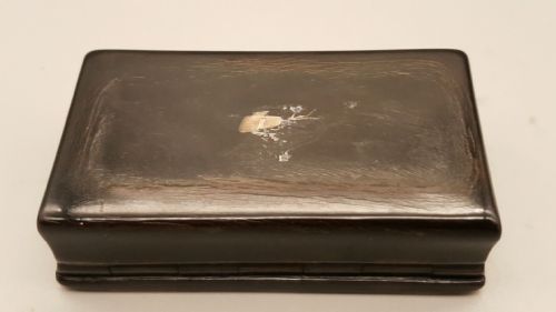 NICE ANTIQUE HORN AND TORTOISESHELL SNUFF BOX WITH SILVER PIQU DECORATION - ADDITIONAL PHOTO 3